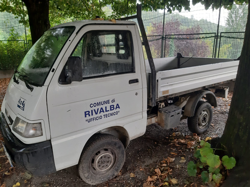 Asta pubblica per alienazione motocarro Piaggio Porter 4WD targato BN494EF